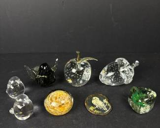 038 vintageartglassfigurinespaperweights