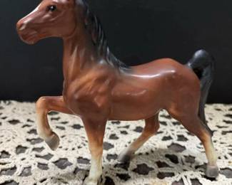379 vintageenescothoroughbredhorsefiguri