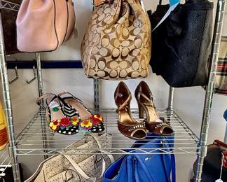 Assortment of vintage handbags
