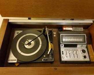 JCPenney Stereo Console with AMFM Radio and Turntable