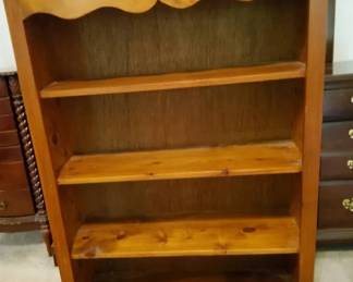 4Tier Decorative Wooden Bookshelf