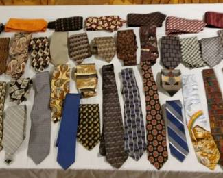 Tie Lot 700 50Piece Mens Assorted Necktie Collection Novelty, Designer Classic Style