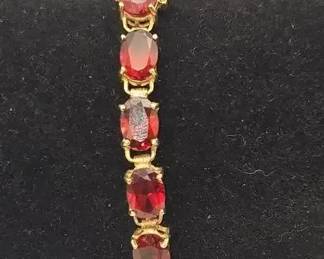 14K Yellow Gold Natural Oval Garnet gemstone Link Bracelet Approx 9.85g