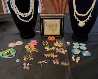 Tropical Resort Jewelry Collection Lot Vintage Original Chokin Art Tiger Music Box