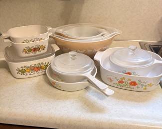 Vintage Pyrex and Corning Ware
