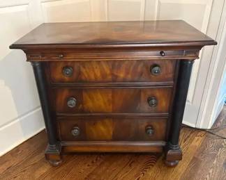 Mahogany Bachelors Chest 3 drawer