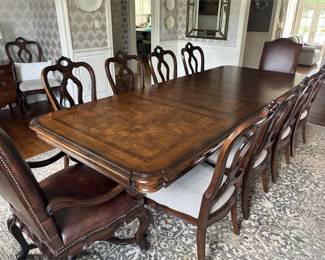 001 Thomasville Furniture Dining Table and 12 Chairs Furniture Hills of Tuscany Collection