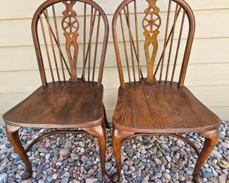 Lot #94 - Rare Baker Furniture English Country "Wheelback" Windsor Style Dining Chairs with French-Inspired Cabriole Legs