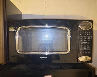 Sharp Carousel Microwave Oven