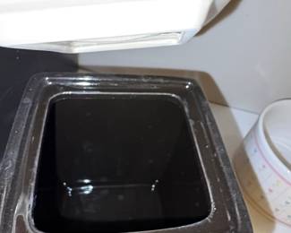 Cast Aluminum Roaster with Glass Lid