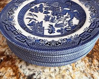Churchill Blue Willow Dinner Plates