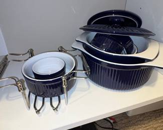 Roshco Cobalt Blue Ribbed Casserole Dishes with Rack