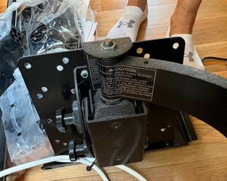 Adjustable TV Wall Mount Bracket second image