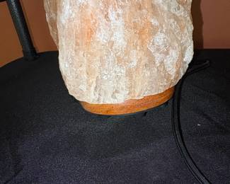 Himalayan Salt Lamp third image