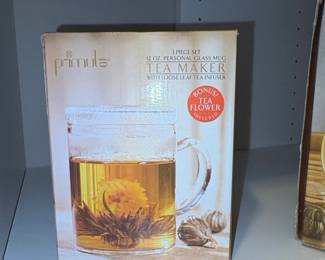 Primula Piece oz. Personal Glass Mug Tea Maker with Loose Leaf Tea Infuser and Bonus Tea Flower