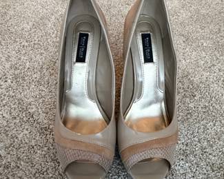White House Black Market Trista Nude Snakeskin Peep Toe Heels