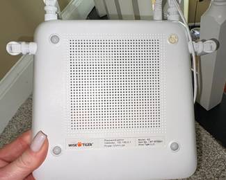 Wise Tiger K WTRT Wireless Router third image