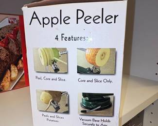 Apple Peeler with Vacuum Base