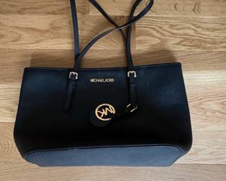 Michael Kors Jet Set Travel Tote Bag