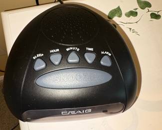 Craig CR45329B AM/FM Clock Radio