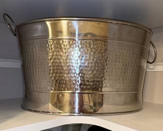 Hammered Stainless Steel Beverage Tub