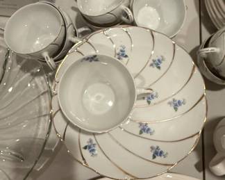YAMAKA China Japan with Blue Flowers