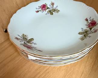 Moss Rose Pattern Porcelain Tea Set and Dinnerware Made in Japan third image