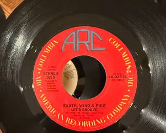 Earth, Wind Fire Lets Groove Vinyl Single