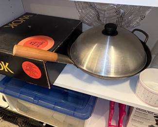 Deluxe 12-Piece Carbon Steel Wok Set with Perforated Insert