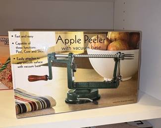 Apple Peeler with Vacuum Base