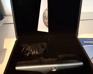 HairMAX LaserComb