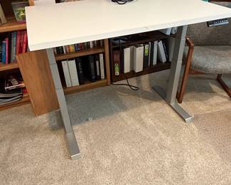 Adjustable Height Standing Desk with Memory Presets
