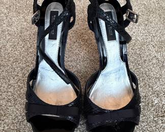 White House Black Market Womens Black Snakeskin Bow Stiletto Sandals