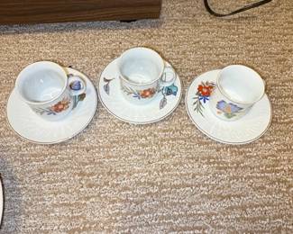 Fine Porcelain Teacup and Saucer Set third image