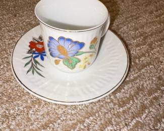 Fine Porcelain Teacup and Saucer Set