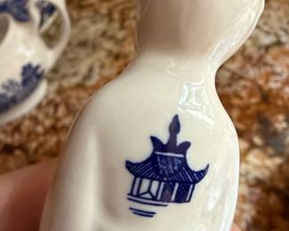 Pair of Churchill Blue Willow Salt and Pepper Shakers second image
