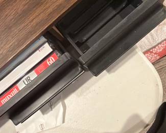 Cassette tape holder second image