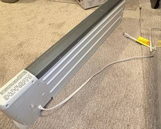 Comfort Zone Oscillating Ceramic Heater third image