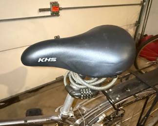 KHS Brentwood Hybrid Bicycle fifth image