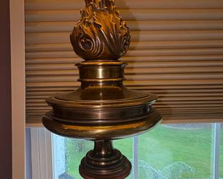 Vintage Stiffel Brass and Wood Table Lamp
