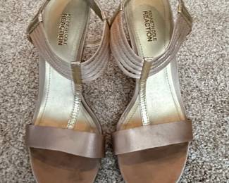 Kenneth Cole Reaction Womens Gold Tone Strappy Heeled Sandals