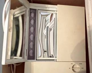 Clairol True-To-Light VIII Makeup Mirror