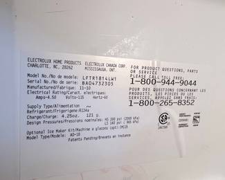 Frigidaire Top Freezer Refrigerator