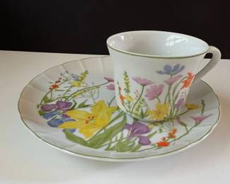 Day Lily Snack Set by Seymour Mann