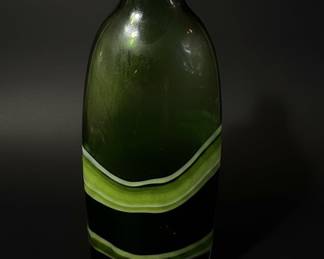 Green Swirl Art Glass Vase