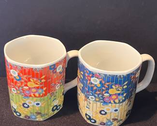 Kutani Ware Floral Mugs (Set of 2)