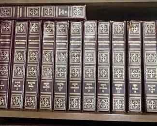 Encyclopædia Britannica, Deluxe Edition