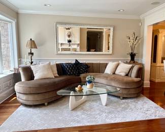 UNIQUE QUALITY SOFA & ACCENT PIECES
