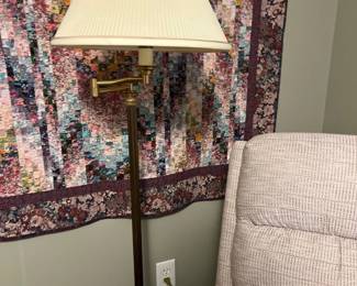 Floor lamp