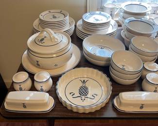 large Pfaltzgraff Pineapple Set